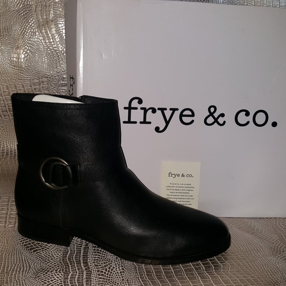 Frye 9.5 new Adelaide Flat bootie black